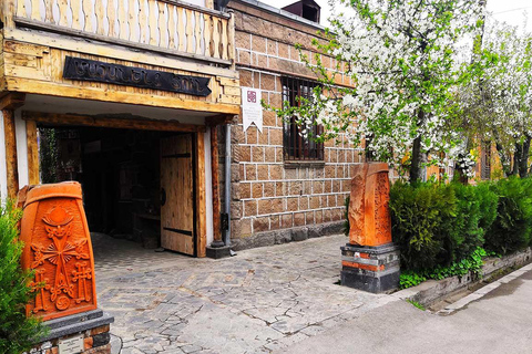 From Yerevan: Levon's Divine Underground & Machanents house