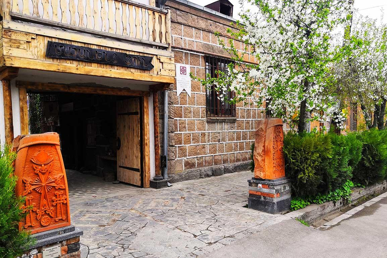 From Yerevan: Levon's Divine Underground & Machanents house