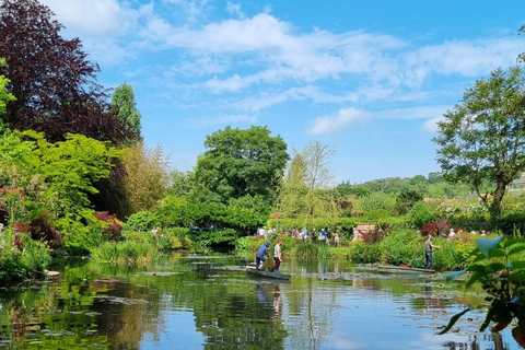 From Paris: Monet's Giverny House Private Tour