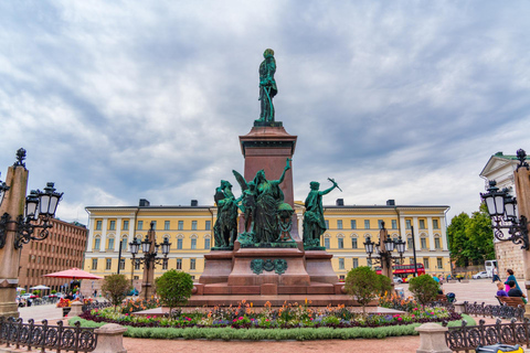 Helsinki Old Town Highlights and Hidden Gems Private Tour 2-hour: Old Town Tour