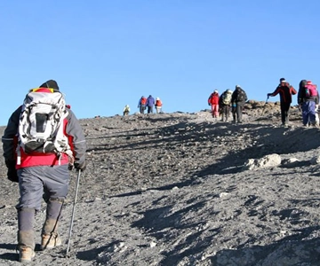 ASCENSIÓN AL MONTE KILIMANJARO POR LA RUTA MACHAME 7 DÍAS