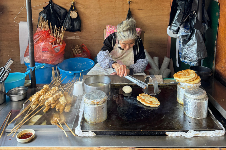 Tour guidato a piedi della città di Jeju con una guida certificata