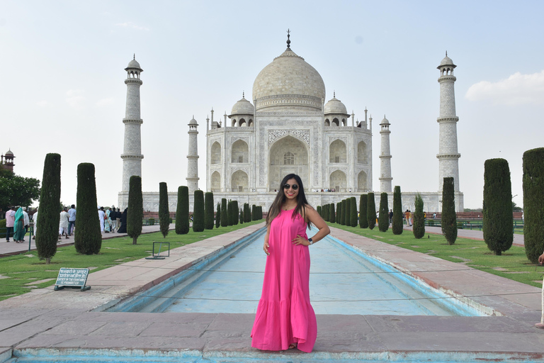 Agra: Taj Mahal Sunrise Tour with Breakfast Private Tour with Breakfast