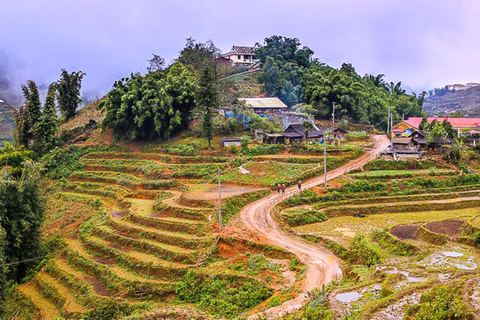Hanoi: Transfer to/from Sapa by Luxury Private Car Round-trip private car between Hanoi and Sapa