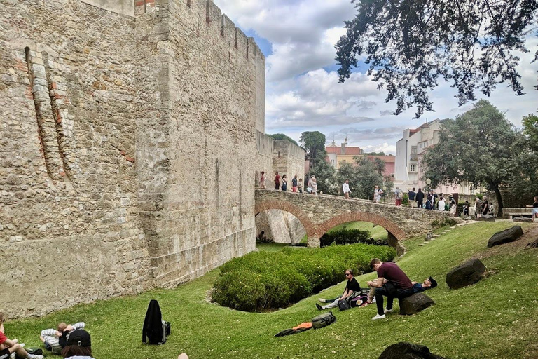 Lissabon: Ticket ohne Anstehen für die Burg São JorgeTicket ohne Anstehen für die Burg São Jorge