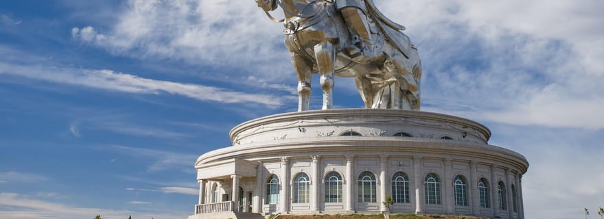 Randonnée à cheval et visite touristique d'une journée à Terelj