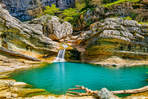 From Tirana: Cyclops Eye Guided Tour with Hike & Swimming