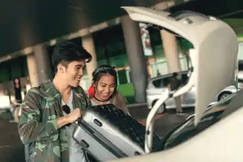 BEST Private transfer: Hanoi Airport, Old Quarter,Halong Bay