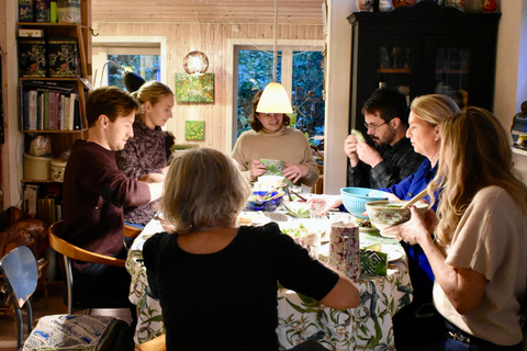 Aarhus: Dine in a Local Home with a Silver Host