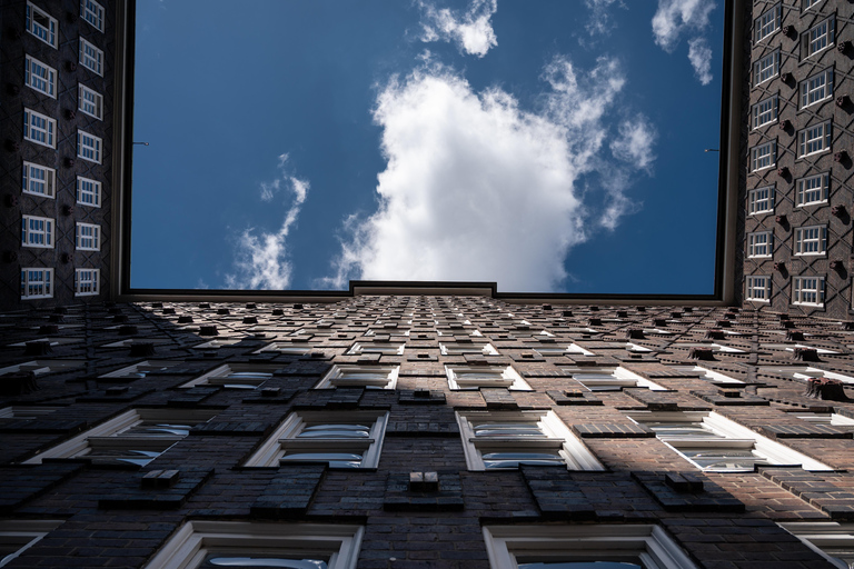 Hamburg: Speicherstadt, Elbphilharmonie Plaza & Boat Cruise