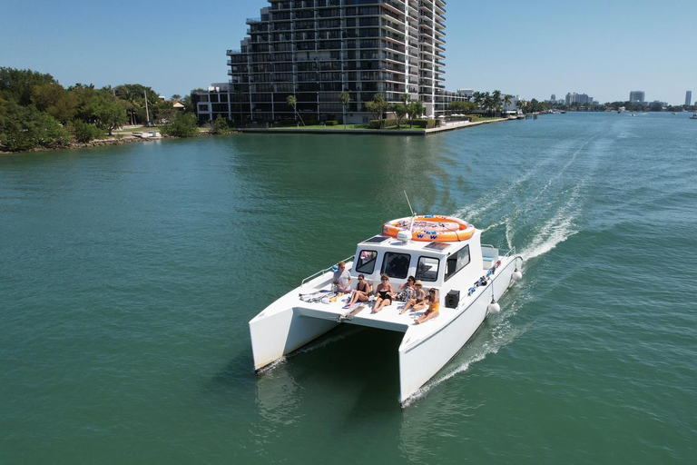 Miami : Croisière aventure avec Jetski, Tubing et boissonsForfait pour 8 personnes : Tour avec essence et frais de port de plaisance