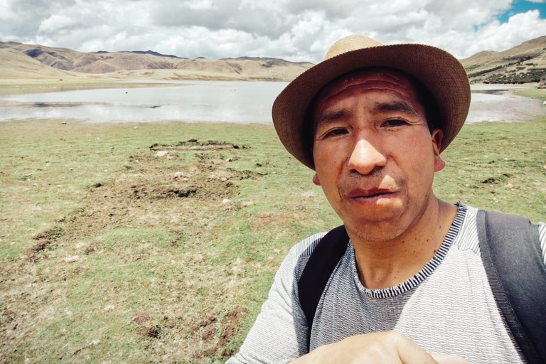 From Cusco: Sunset Llama Trek with Stargazing & Bonfire