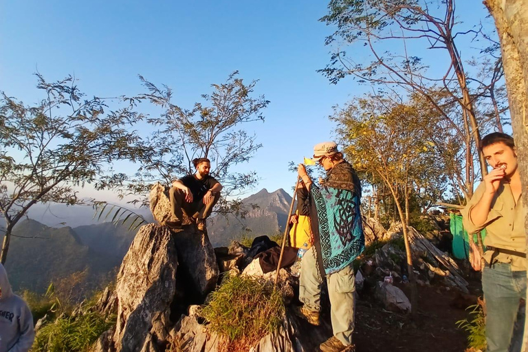 Luangprabang to Nong Khiaw 2 day 1 night camping at Phadeng