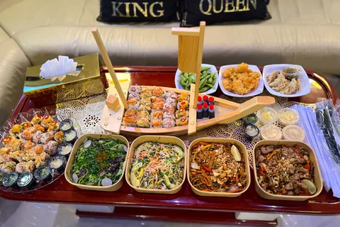 Dubai: Ylellinen yksityinen 50 FT huviveneen risteily + valinnainen Sushi