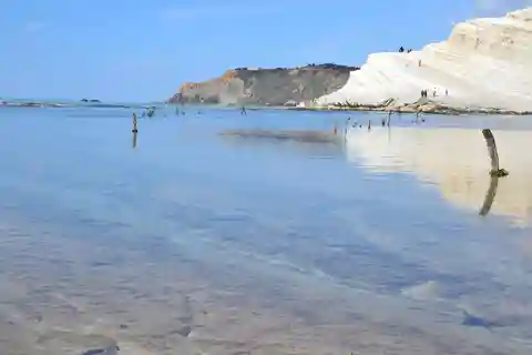 SCALA DEI TURKES by E-BIKE: Adventure among trails, sea, beaches and nature