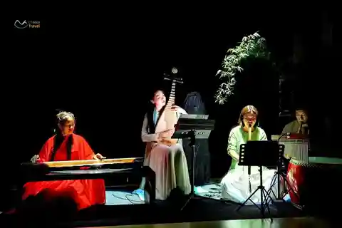 Beijing Culture Tour: Traditional Music, Tea, Calligraphy