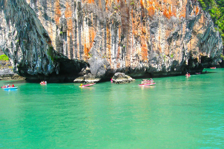 Phuket - James Bond-ön James Bond Island 7 punkter &amp; 6 öar med kanotpaddlingPhuket: James Bond Island Speedboat Tour med kanotpaddling