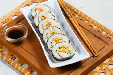 Edmonton: Sushi Making Class With Local Chef