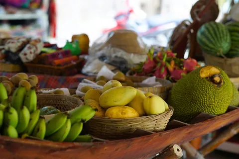 Premium Can Tho Floating Market - Fruit Garden - Cacao Farm