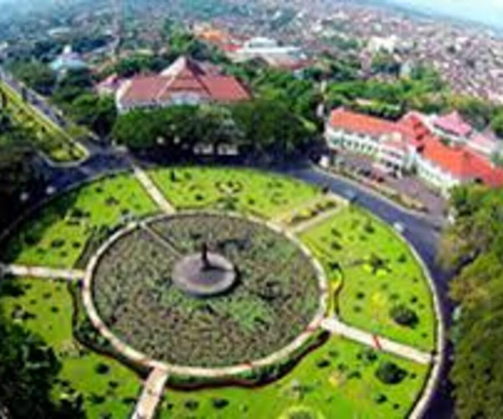 From Malang: Malang-Batu-Surabaya-Bromo drop off/ city tour.