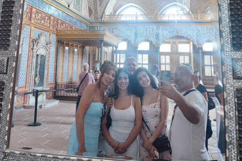 Blue Mosque, Topkapı Palace and Harem Guided Tour Tour with Entry Tickets