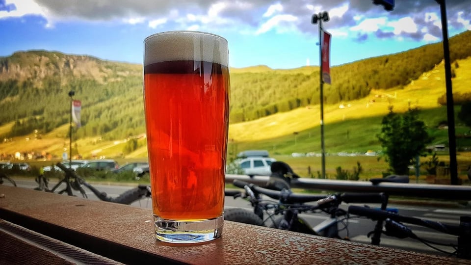 Livigno: Craft-Bierverkostung & Tour zur höchstgelegenen Brauerei Europas Livigno: ...