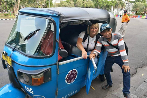 Jakarta City Tour by Tuk Tuk