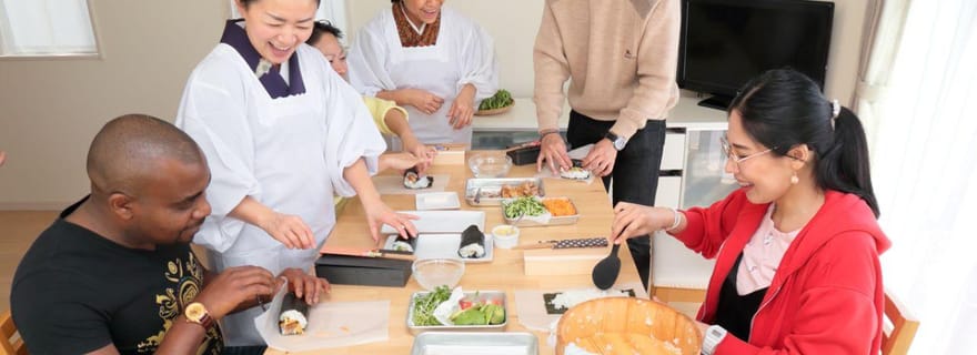 Kamakura : Cours de cuisine de bento de rouleaux de sushis