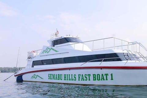 Sanur: Fastboat Tickets to Nusa Penida One-Way Trip