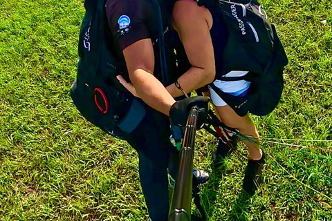 Niterói: Private Tandem Paragliding Flight *Free Video*