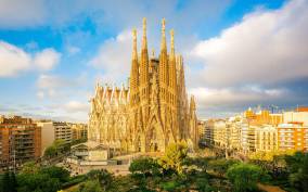 Barcelona: Gaudí's Sagrada Família Fast-Track Guided Tour