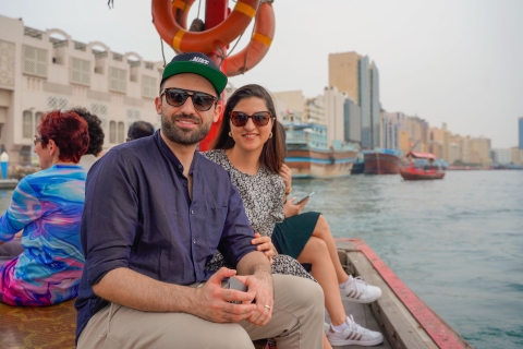 Zwiedzanie nowego i starego Dubaju oraz Błękitnego MeczetuWycieczka grupowa w języku angielskim
