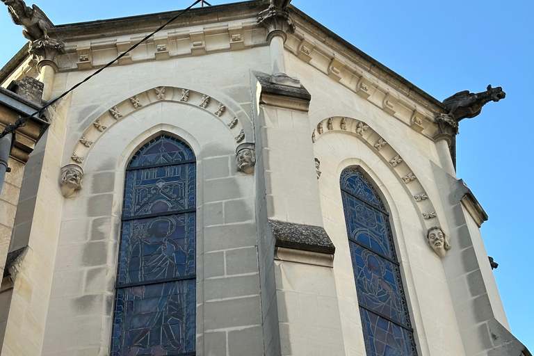 Angers: Château d'Angers, Wine Tasting, and Lunch Tour