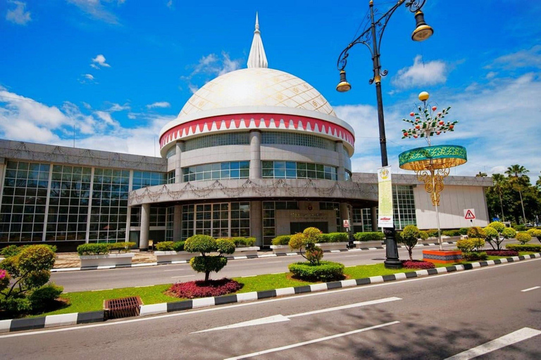 Bandar Seri Begawan: Guided City Tour with Water Village