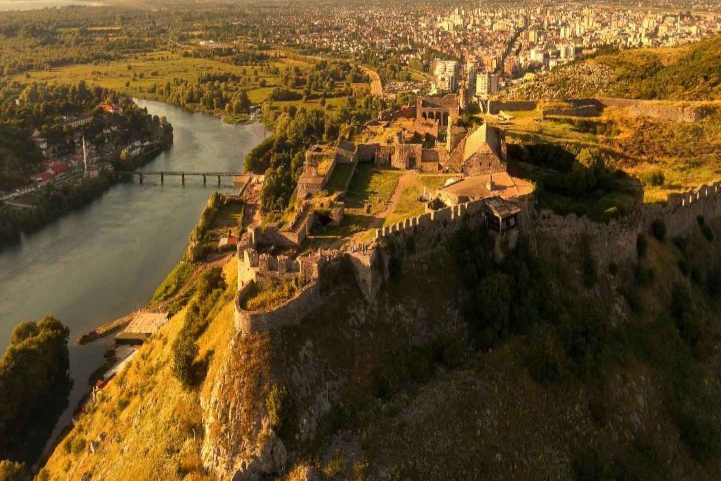 Shkodra City Guided Tour with Lunch