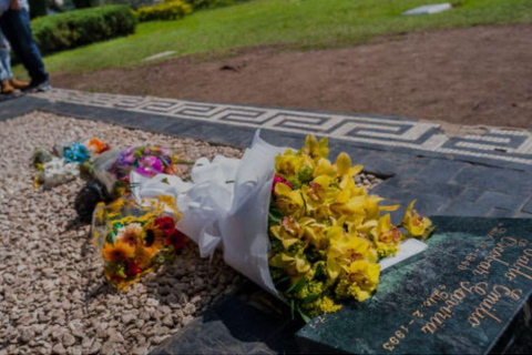 Pablo Escobar & Comuna Tour: "From Darkness to Hope": "From Darkness to Hope": Pablo Escobar & Comuna 13 Tour