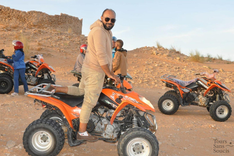 Djerba: Ksar Ghilane e barco pirata – 2 dias de aventura e descobertaDjerba: Ksar Ghilane e Barco Pirata – 2 dias de aventura e descoberta