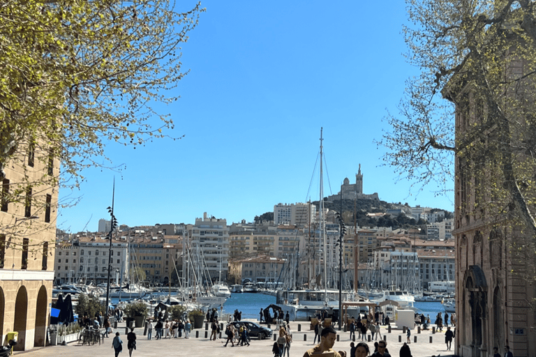 Marseille and Aix-en-Provence: culture, history and art of livingMarseille - Aix: Public