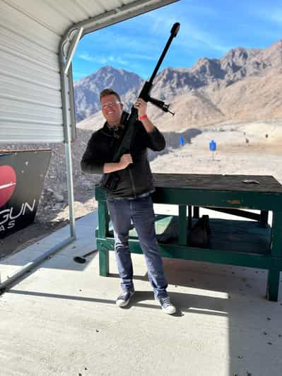 Las Vegas Mojave Desert Shooting Experience Med 3 Pistoler GetYourGuide   146 