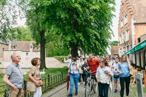 From Brussels: Ghent and Bruges Day-Tour Group Tour in Spanish/English/French