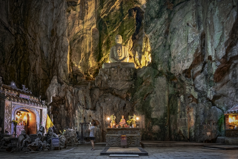 Montagnes de marbre, grotte d'Am Phu, Montagne des singesMontagnes de marbre, grotte d'Am Phu, montagne des singes,