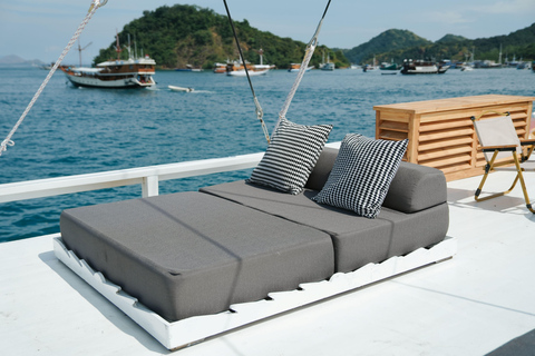 Labuan Bajo: Komodo National Park 3-Day Boat Tour