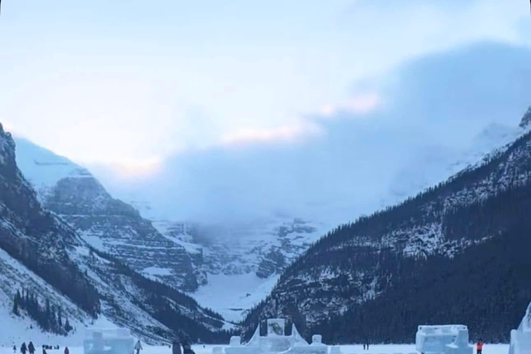 Banff: Banff &amp; Yoho National Park Lakes and Gondola Tour