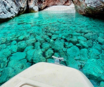 Vlora: Sazan Island and Haxhi Ali Cave Speedboat Adventure