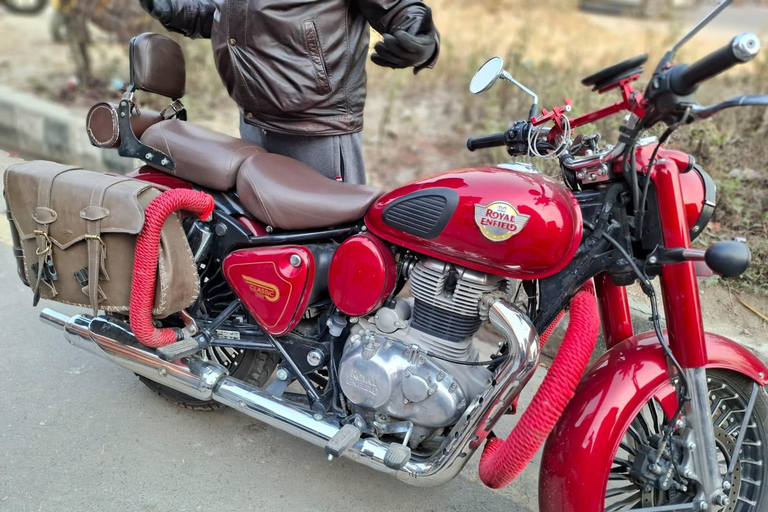 Kathmandu: Motorcycle Tour Chandragiri, Chitlang & Pharping