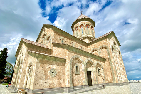 Sighnaghi, David Gareja & Rainbow mountains Private tour David Gareja, Rainbow mountains and Sighnaghi Private tour