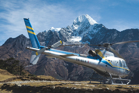 Katmandu: Passeio de helicóptero ao Monte Everest e ao acampamento base