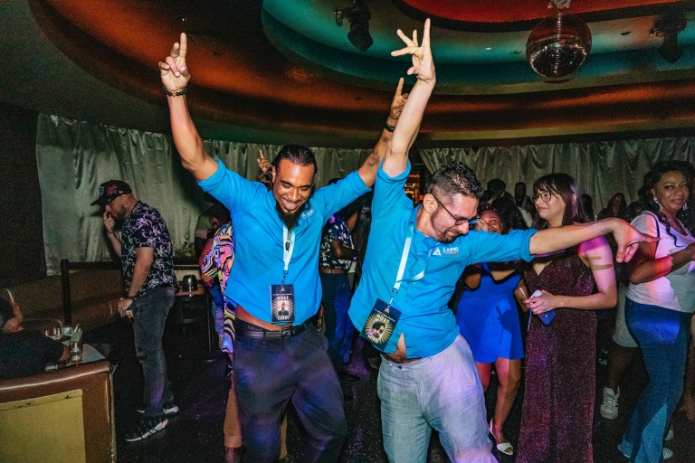 Las Vegas : tournée des clubs avec bus de fête et boissons spécialesPour les gars
