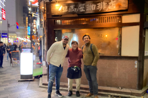 Tokio Shinjuku Bar Hop: od sklepu z pamiątkami do dzielnicy czerwonych latarni