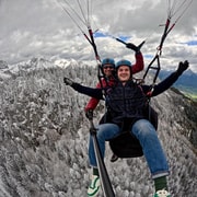 Lac d'Annecy : vol hivernal en parapente